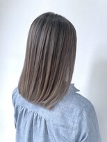 イト(ito.)&nbsp;グレージュバレイヤージュ_アースカラー_くびれヘア
