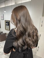 ナイン 麻布十番(NINE)&nbsp;赤みを消したアッシュブラウン