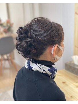 グラムール(Gramour) シニヨン