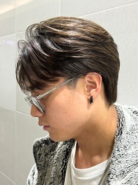 エルマーク 心斎橋(L-MARK) センターパートニュアンスパーマ韓国カルマパーマコンマヘア