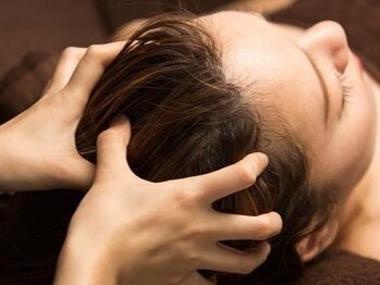 エッセ 稲毛海岸(esse.)の写真/香りが選べるヘッドスパ*癒しと頭皮ケアを同時に実現し夢のようなひとときをお過ごしください[稲毛海岸駅]