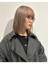 ヨム(YOMU)&nbsp;ハイトーン切りっぱなしボブ(前髪あり)