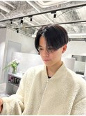 前下がりセンターパート ストレート