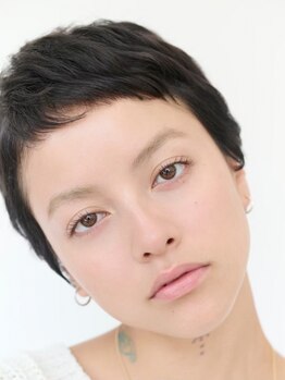 ネオフィリア 四谷店(NEO PHILIA)の写真/マンツーマンでの施術だからお任せできる！長年のベテランスタイリストがあなたの美シルエットを叶えます☆