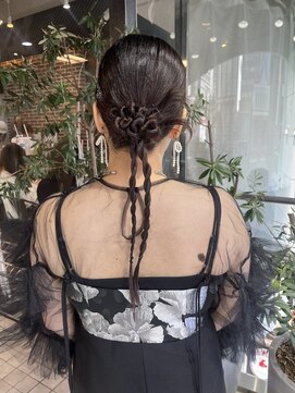 ヘアーアンドメイク ビス(HAIR&MAKE bis) 結婚式個性派お呼ばれヘア♪【多田華歌】