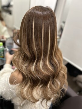 グランディールヘアデザイン(grandir hairdesign) ホワイトベージュハイライト!-Yurika-