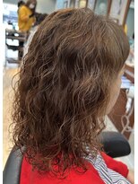 イーエル グランデ(e.ll grande)&nbsp;ミディアムスパイラルパーマ