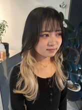 ツイッグ バイ ヤード(twig by YARD.) ハイレイヤーカット、インナーホワイトベージュ