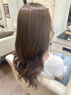 ヴィサージュプラス(VISAGE plus) ブリーチなしでも透明感◎夏にぴったりベージュカラー