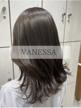 ヴァネッサ VANESSA
