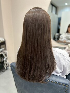 リノ(Lino) 透明感カラーダークアッシュゆるふわロング