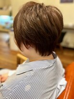 ヘアーグロウ&nbsp;30代40代50代マッシュショート丸みショート明るめブラウン関内