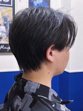 ジュリー(Julie) オーダー:自然な感じでスッキリ