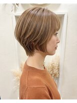 ヘアーサロンブランコ(hair salon blanco) 大人可愛い丸みショートボブ×ミルクティーベージュ