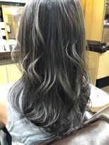 ヘアー ワークス ボンズ マリナーズ(Hair works Bond's marinas )&nbsp;アッシュグレー