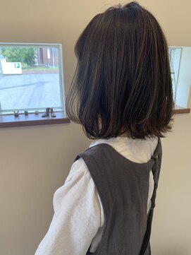 ピアリ(Peri) 柔らかベージュカラー