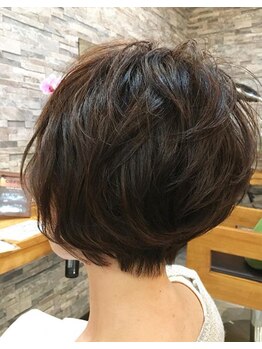 ジェーワンヘア(J one hair)の写真/〈毎朝のアイロンやコテ巻きの時間から解放されよう～♪〉傷みを抑えたもちの良いパーマで毎朝のSETを楽に