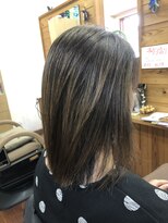 ニサブラ(Nisa Bula)&nbsp;ストレートセミロング