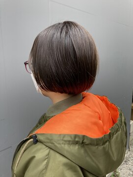ヘアータイム レスト(HAIR TIME rest) スッと収まるボブスタイル