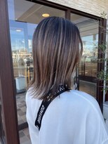 アース コアフュールボーテ 新潟紫竹山店(EARTH coiffure beaute)&nbsp;ダークブラウンハイライトバレイヤージュ外ハネ