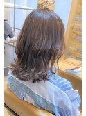 グレージュカラーシルキーベージュ小顔ウルフレイヤーボブ/新宿