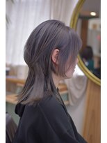 ダラ(DARA)&nbsp;『Z世代から人気♪』ロングマッシュウルフ　×　ハイグレージュ