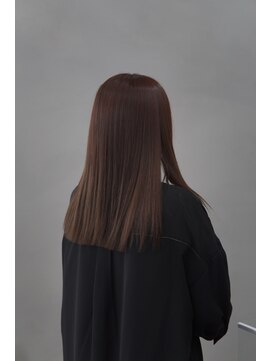 ネイヴィル 銀座(navile) 酸性ストレート・こっくりブラウン