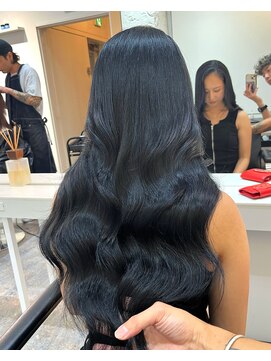 ブレンド 渋谷(BLend) 縮毛矯正.レイヤーカット.ブルーブラック.髪質改善. ヘアカラー