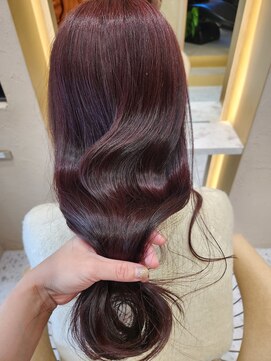 プアメリア 名古屋(Puamelia) 縮毛矯正髪質改善切りっぱなしレイヤーイヤリングカラー白髪染め