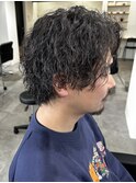 メンズセンターパートミディアムパーマサーフカールツイスト