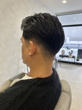 バーバーサンクチュアリ(Barber Sanctuary) 大人ローフェード