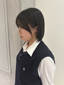 ヨーク(YOKE) 【YOKE】切りっぱなしボブ顎下顔周りカットぷつっとボブ前下がり