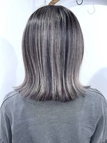 ブレイズヘアー(BLAZEhair) 【白髪抹殺】脱白髪染めグレージュバレイヤージュ×ブリーチ2回