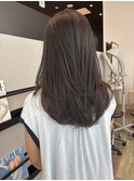 透明感たっぷりオリーブグレージュカラー
