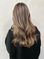 アディション 新宿(ADITION)&nbsp;【韓国】艶感ハイライトミルクティーグレージュレイヤーカット