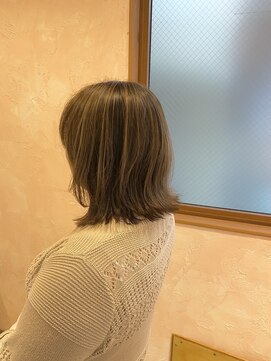 ベベ バイ モップス(be'be' by MOPS) ハイライト×ベージュ【ハイライト/白髪ぼかし/デザインカラー】