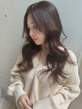 レヴリー(reverie) 韓国くびれレイヤーカットダークブラウン髪質改善カラー小顔20代