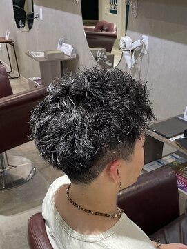 リノ カルバリ(Lino Calbari) Lino Calbariスタイル