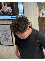 ジェネシス 本店(genesis)&nbsp;今流行りの針金で巻くスパイキーアフロ！