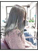 外国人風グレージュカラー(暗めのグリーンブルー色)