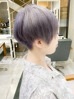 デイズ(days)&nbsp;大人可愛い小顔ひし形ハンサムショートボブ前下がり