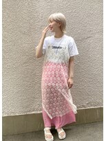 オンヌ(onnu) ホワイトブロンドショートスタイル