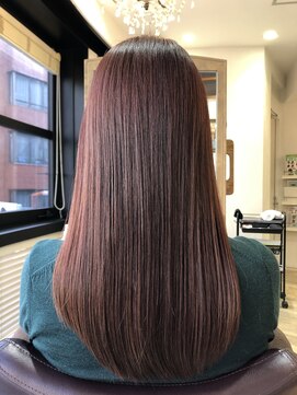 エクリ シセイドウ 麻布十番店(equri×SHISEIDO) ピンク系のツヤサラスタイル