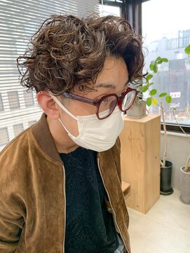 テトヘアー(teto hair) 常田大希、スパイラルパーマ、くるくるパーマ、キングヌー