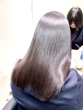 エレノア 梅田 大阪駅前第4ビル店(Eleanor) 酸性縮毛矯正◎