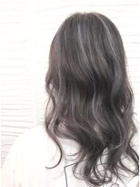 グロウトヨサキワン(GLOW TOYOSAKI ONE)&nbsp;大人気！外国人風ハイライトグレージュ