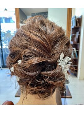 リベア 一之江店(Rever) ふんわり日替わりヘアー【一之江/江戸川】