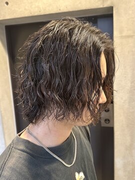 ブルニール 心斎橋(BLEUNIR) スパイラルパーマ/ミディアムヘア/センターパート