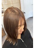 ベージュブラウン