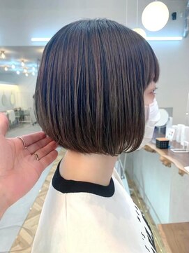 コンティロミー(CONTI ROMMY.) 20代~50代☆丸みパッツンショートボブ細めハイライト本厚木